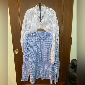 Vineyard Vines Blue and White Plaid Casual Button Down Shirts